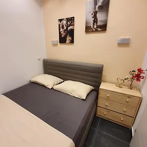 Design-apartment Mit Klimaanlage & Top-anbindung An Der U1 , Vienna Austria